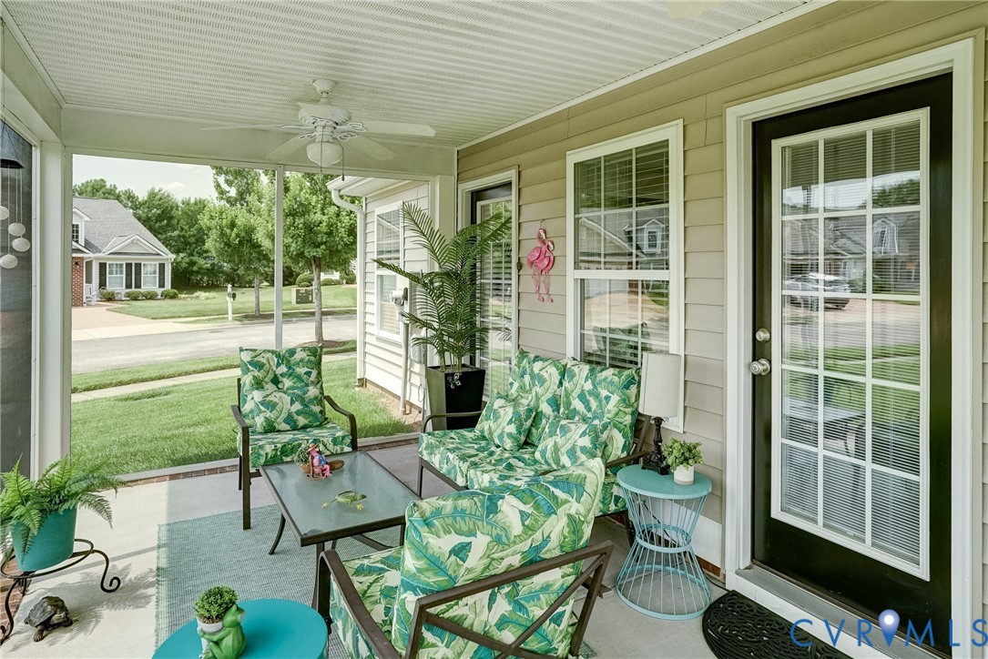 7625 Harris Field Road Mechanicsville, VA 23111 - Photo 37 of 44 Amazing Room to Relax in while reading your favori