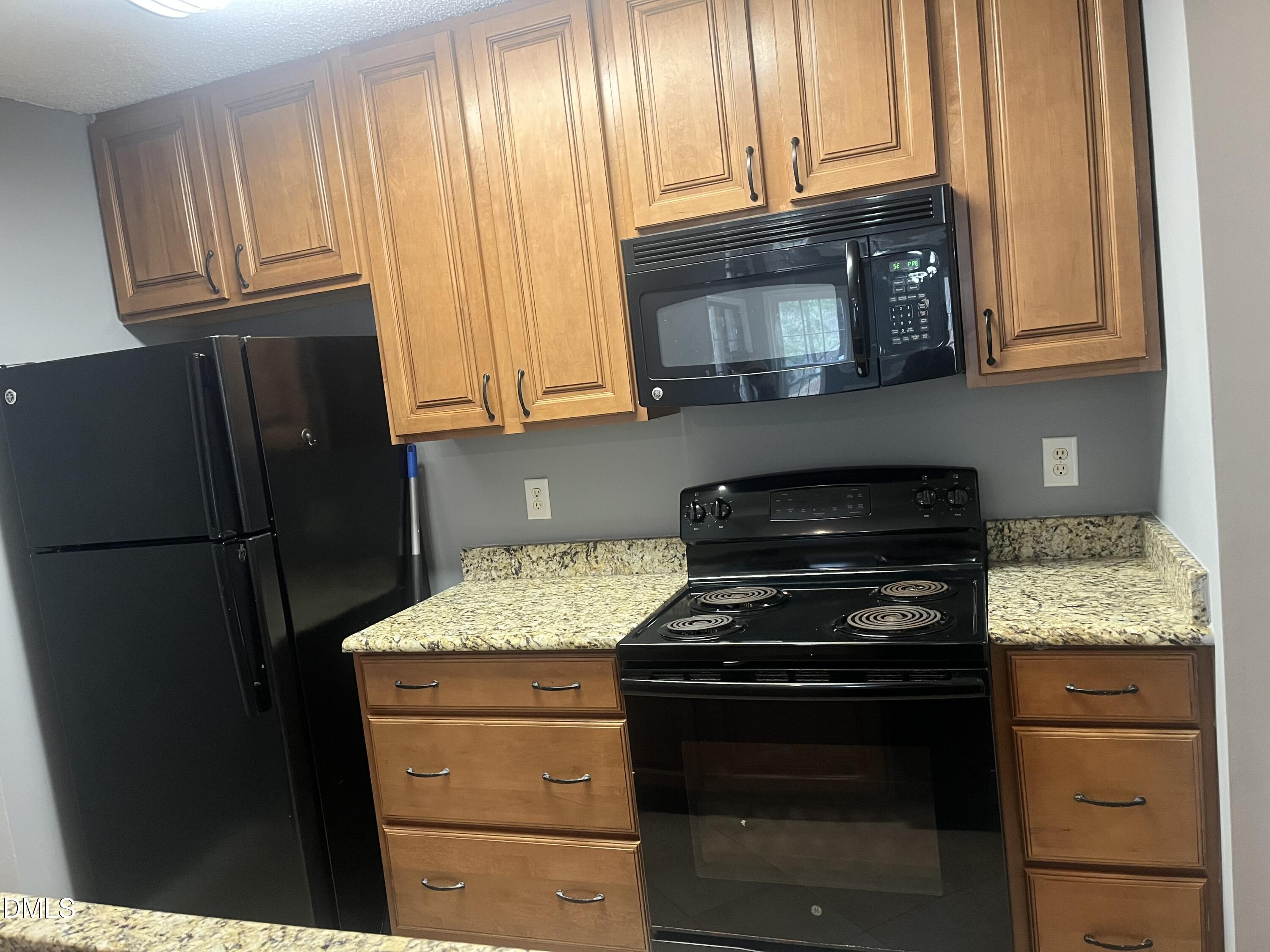 3805 Chimney Ridge Place, Unit 7 Durham, NC 27713 - Photo 10 of 30 IMG_2891