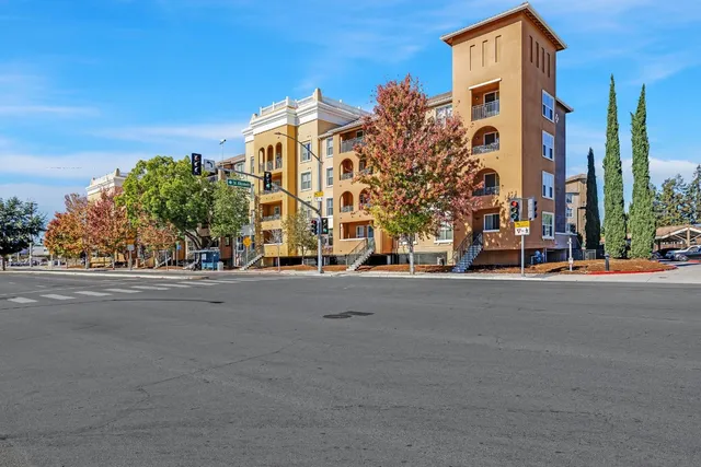 $749,000 | 1445 Fruitdale Avenue, Unit 126, San Jose, CA 95128