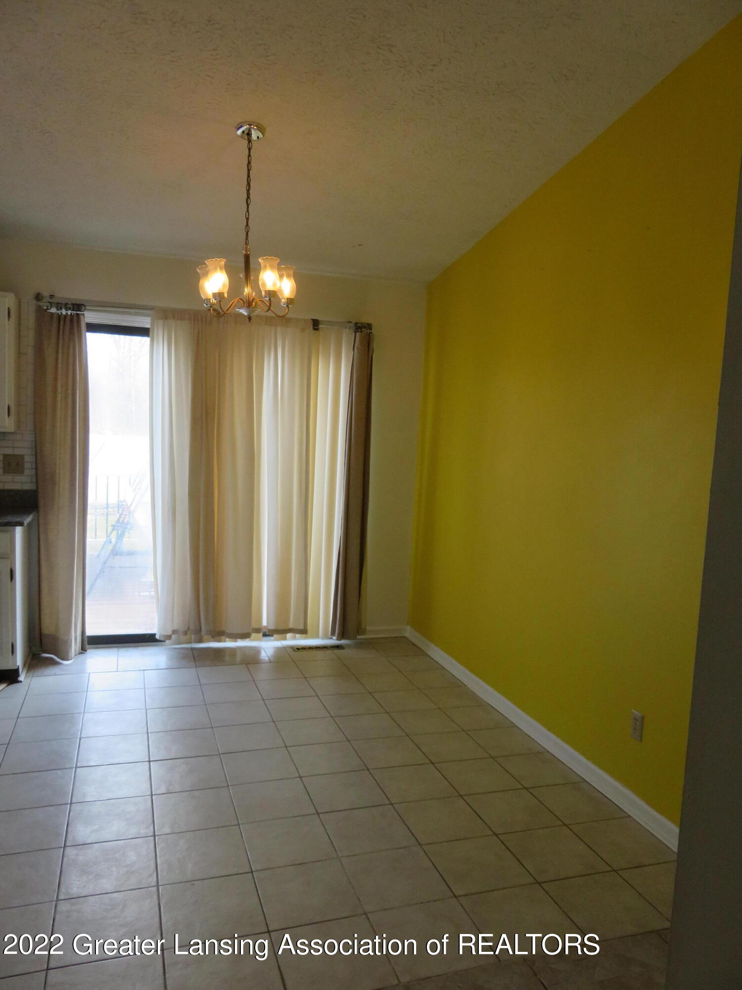 5313 Hughes Road Lansing, MI 48911 - Photo 15 of 33 IMG_3697