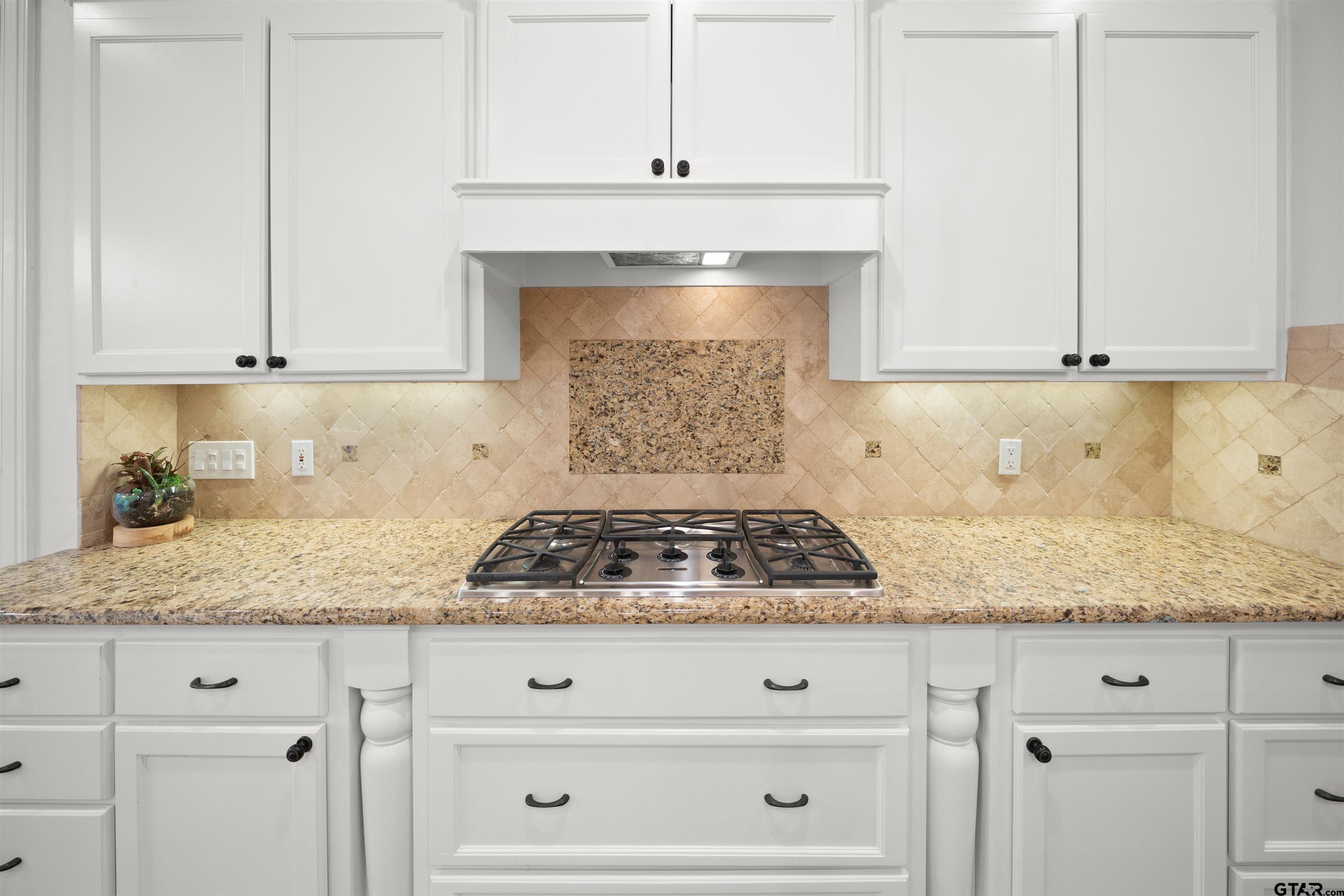 614 Tryon Court Tyler, TX 75703 - Photo 8 of 46