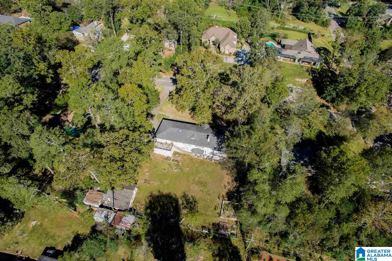 3337 North Woodridge Road Birmingham, AL 35223 - Photo 2 of 32