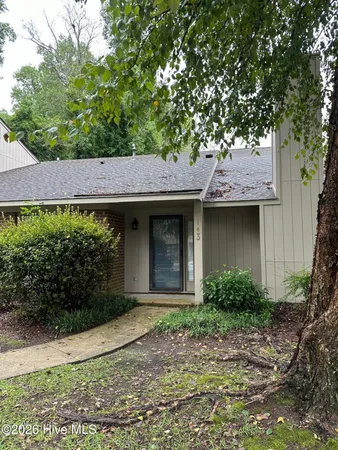$1,300 | 143 Pine Branches Close, Winterville, NC 28590