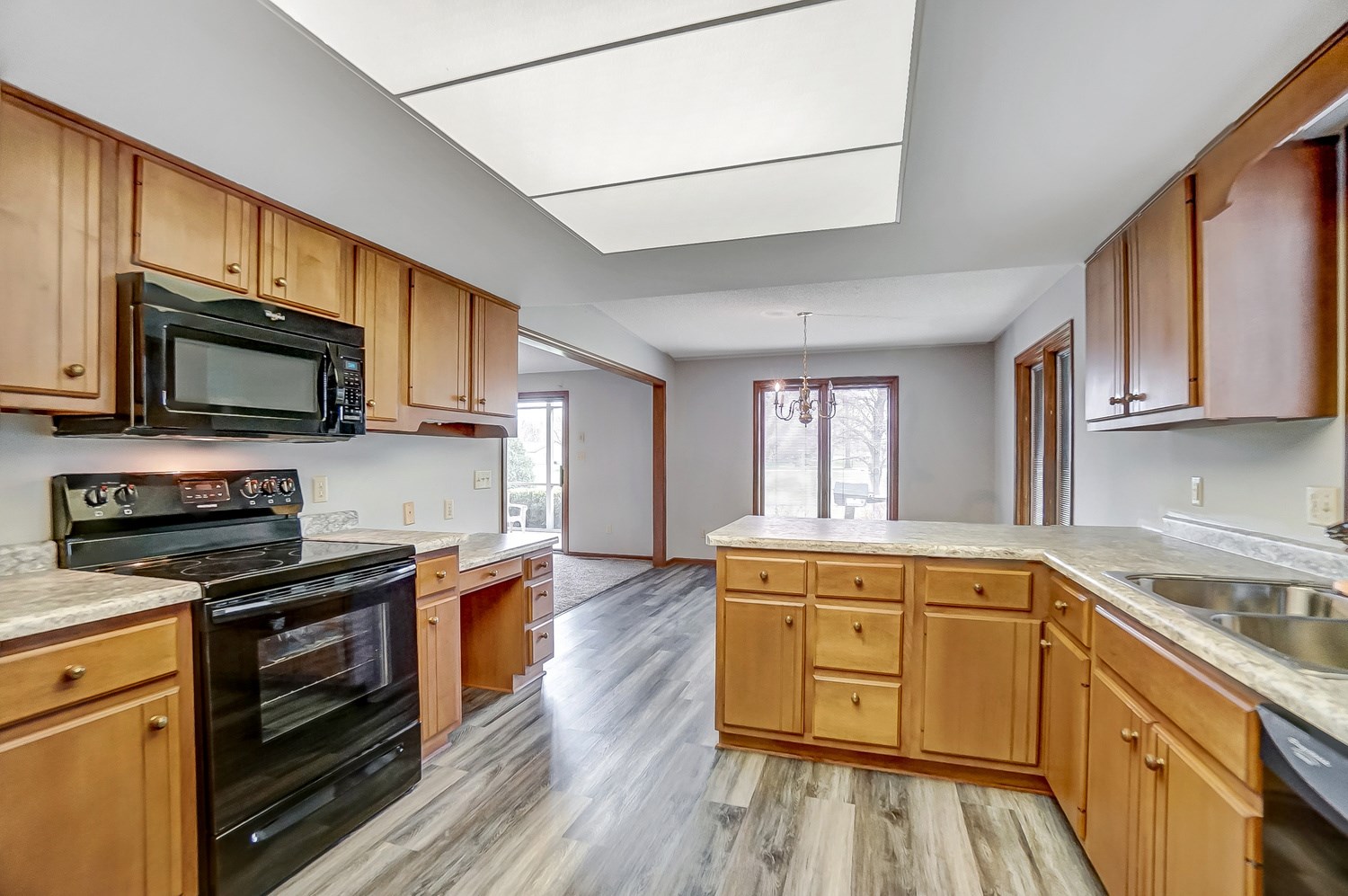 4615 Crystal Ridge Cove Fort Wayne, IN 46835 - Photo 14 of 35 Gallery Image 14