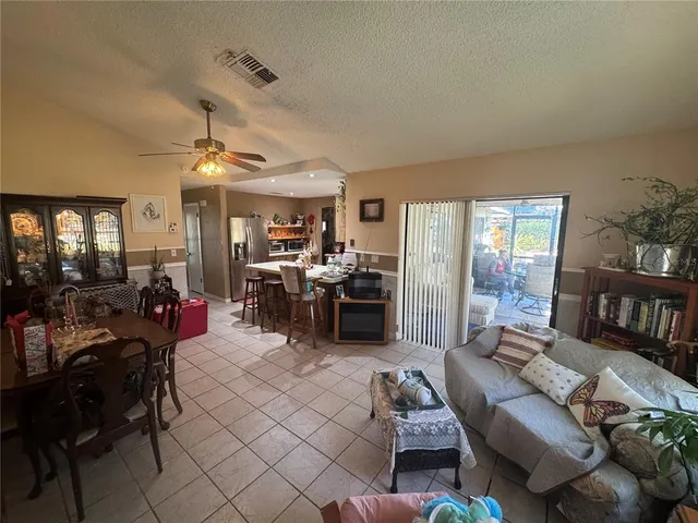 $279,900 | 2148 Waterfall Drive, Spring Hill, FL 34608