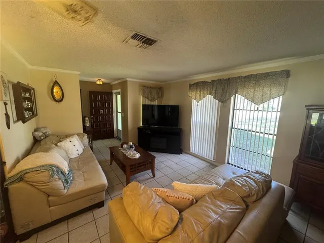 $279,900 | 2148 Waterfall Drive, Spring Hill, FL 34608