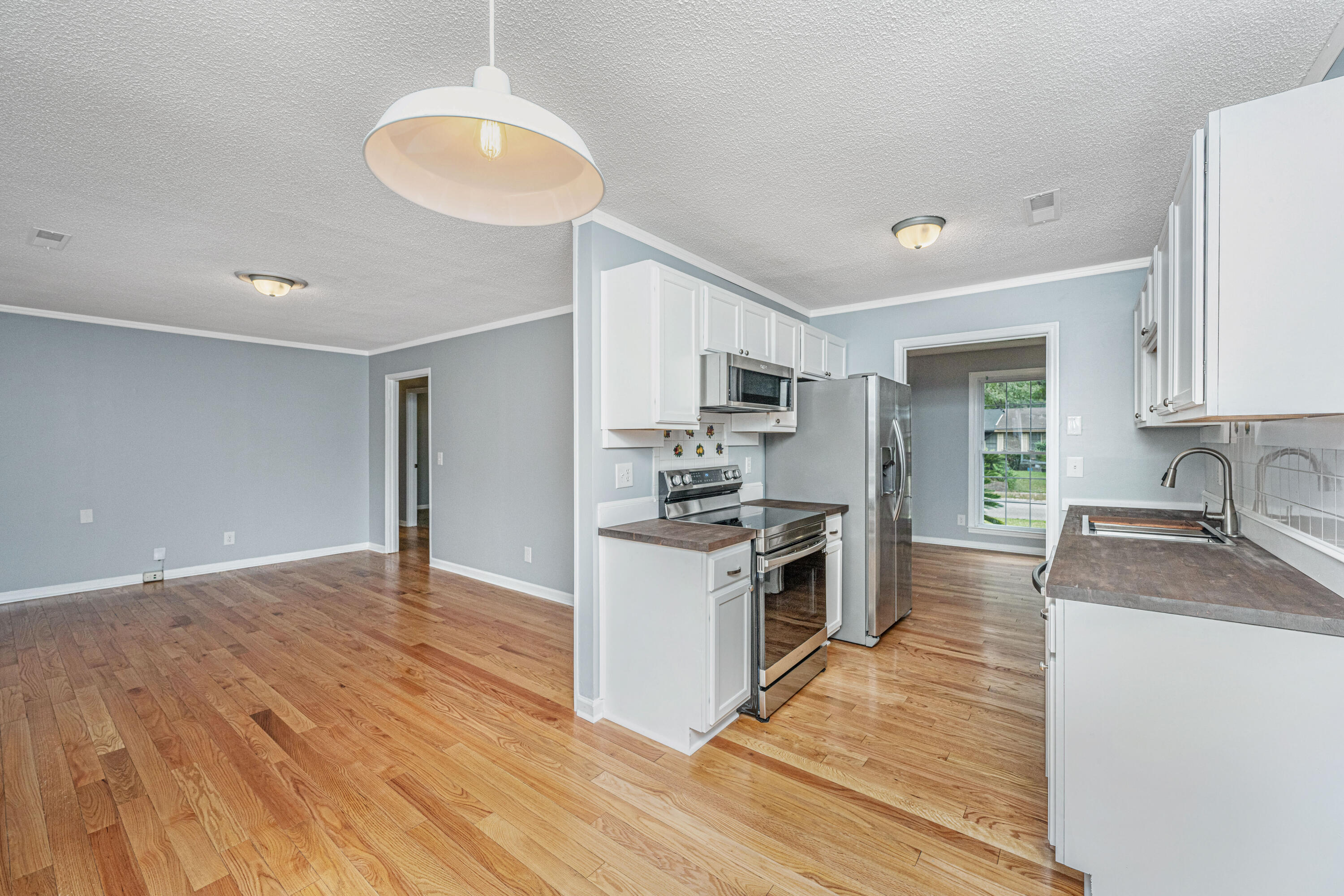 112 Tall Pines Road Ladson, SC 29456 - Photo 18 of 46 112TallPinesRd019