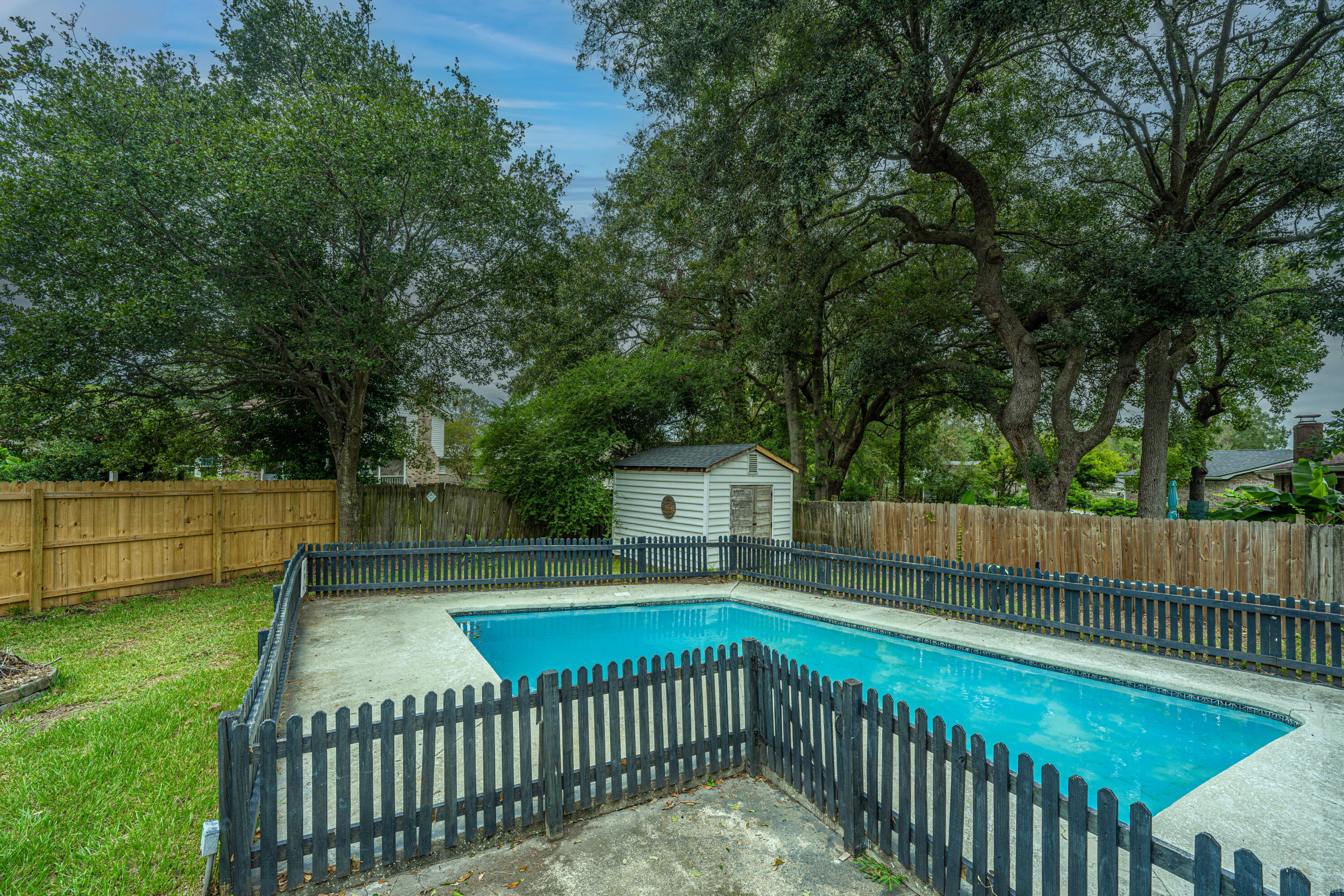 112 Tall Pines Road Ladson, SC 29456 - Photo 41 of 46 112TallPinesRd042