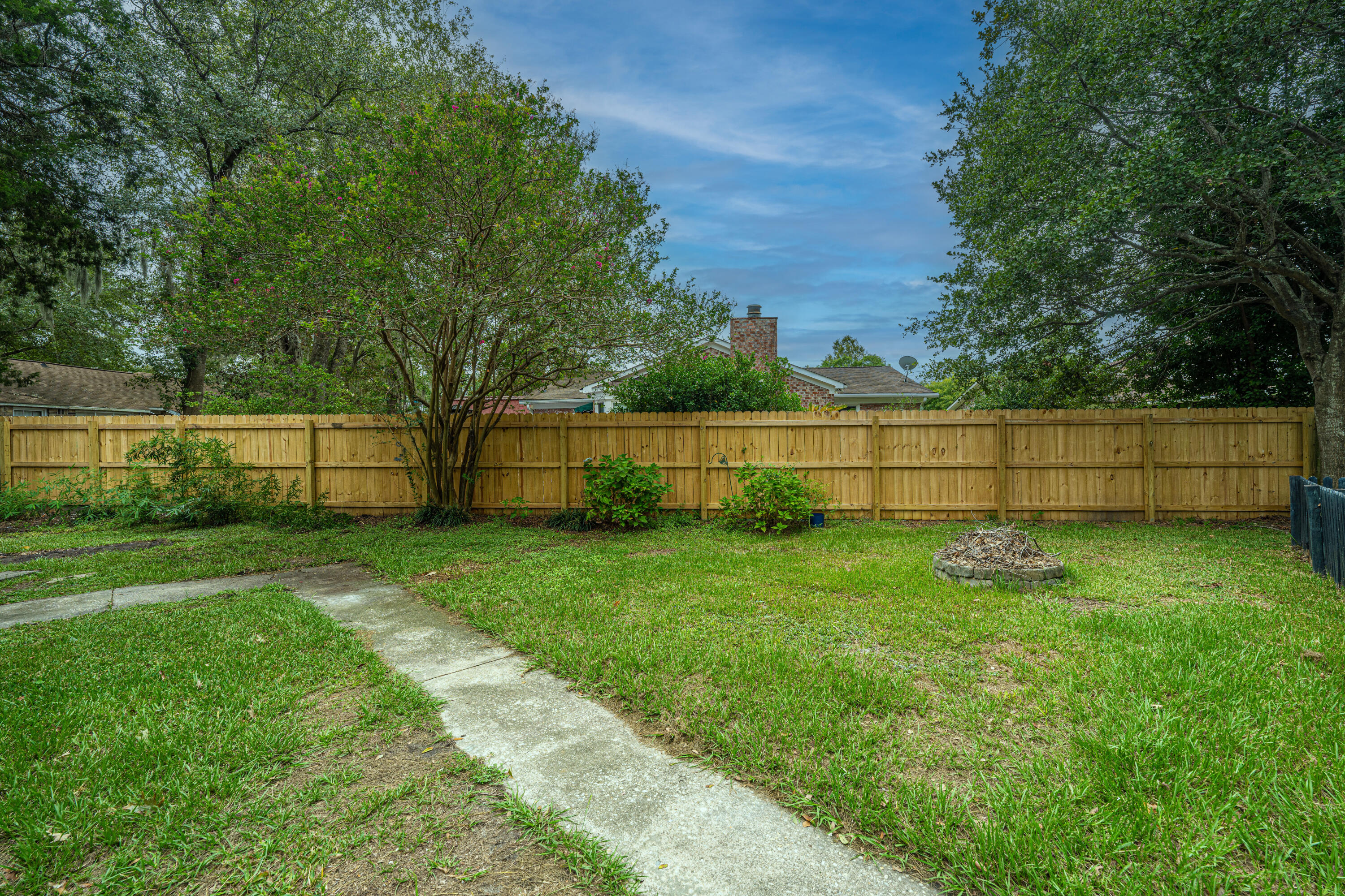 112 Tall Pines Road Ladson, SC 29456 - Photo 42 of 46 112TallPinesRd043