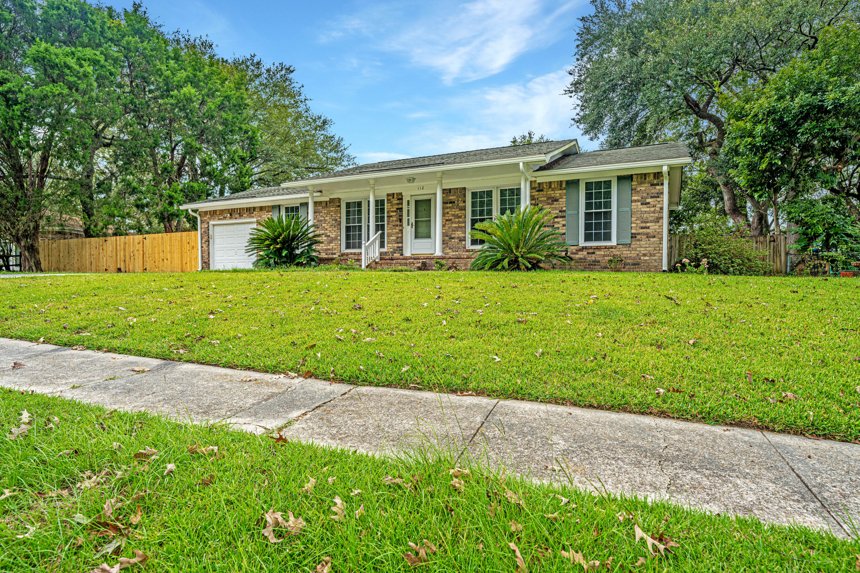 112 Tall Pines Road Ladson, SC 29456 - Photo 6 of 46 112TallPinesRd006