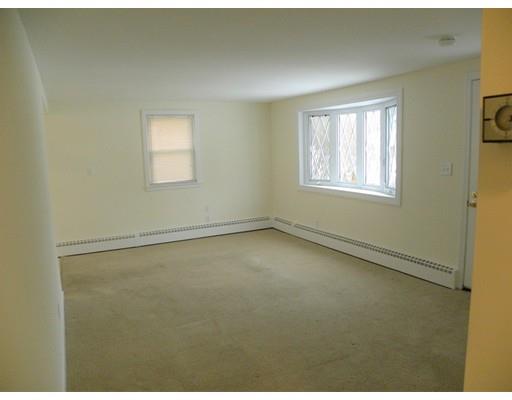 16 Elizabeth Road Billerica, MA 01821 - Photo 11 of 17