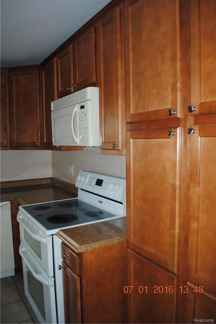 26050 Beverly Road Taylor, MI 48180 - Photo 11 of 17 DSC_0011.JPG