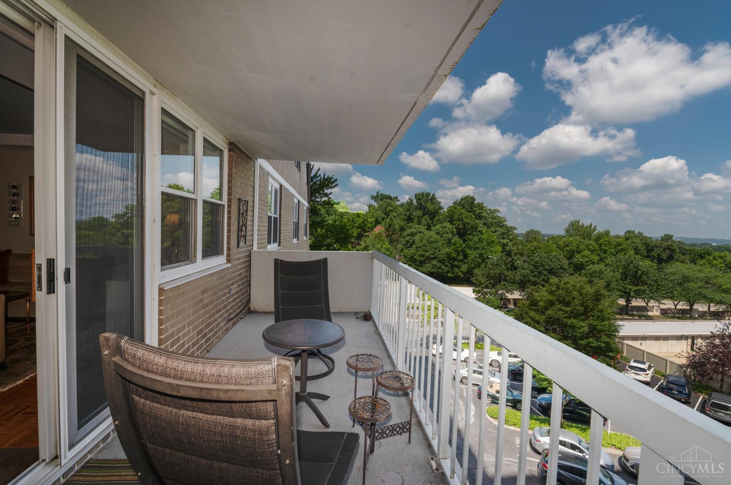 2444 Madison Road, Unit 507 Cincinnati, OH 45208 - Photo 11 of 44