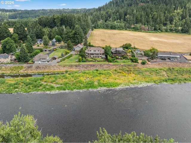 $1,870,000 | 19710 Southeast Semple Road, Damascus, OR 97089