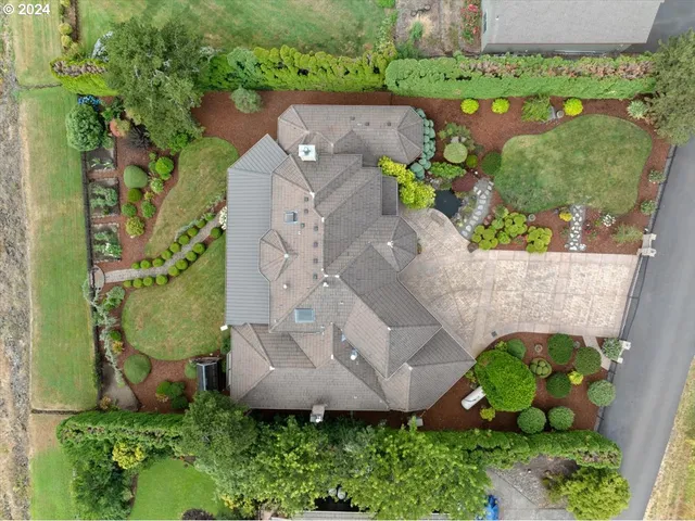 $1,870,000 | 19710 Southeast Semple Road, Damascus, OR 97089