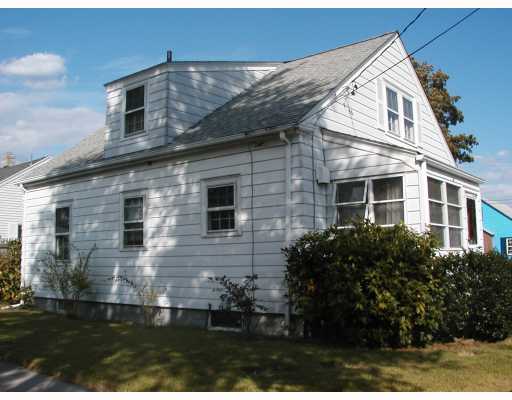 201 Edgemere Road Pawtucket, RI 02861 - Photo 3 of 9 Exterior Back.
