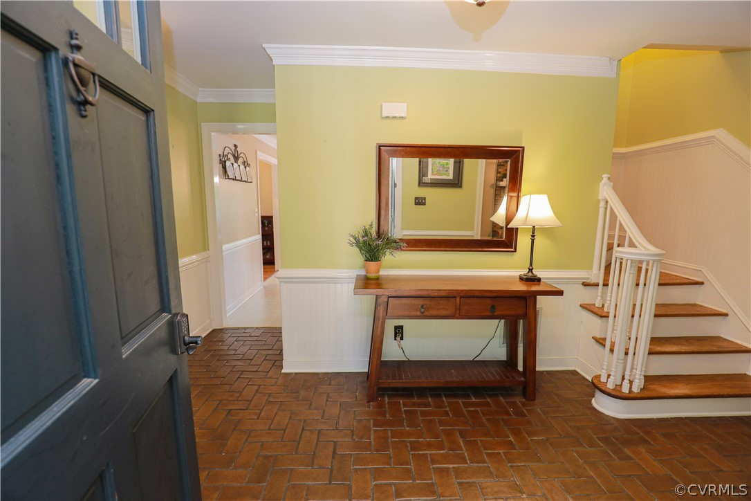 13619 Winterberry Ridge Midlothian, VA 23112 - Photo 42 of 48 a view of a hallway with seating area