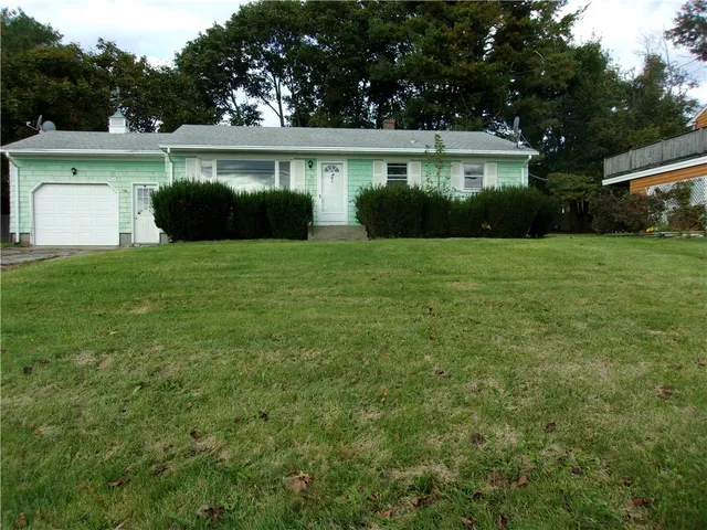 $325,000 | 79 Alan Avenue, Portsmouth, RI 02871