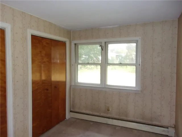 $325,000 | 79 Alan Avenue, Portsmouth, RI 02871