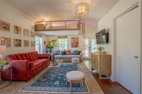 $2,150 | 5200 St Georges Green, Austin, TX 78745