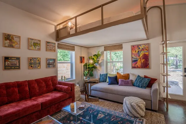 $2,150 | 5200 St Georges Green, Austin, TX 78745