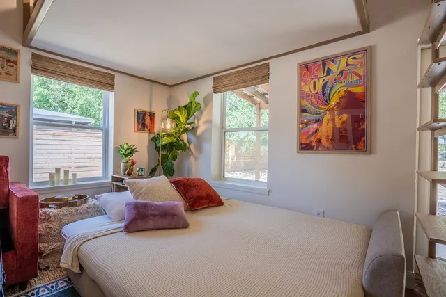 $2,150 | 5200 St Georges Green, Austin, TX 78745