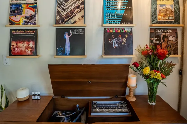 $2,150 | 5200 St Georges Green, Austin, TX 78745