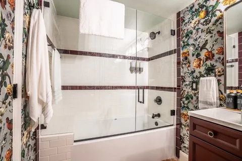 $2,150 | 5200 St Georges Green, Austin, TX 78745