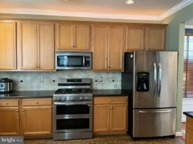 $3,300 | 7522 Lindberg Drive, Alexandria, VA 22306