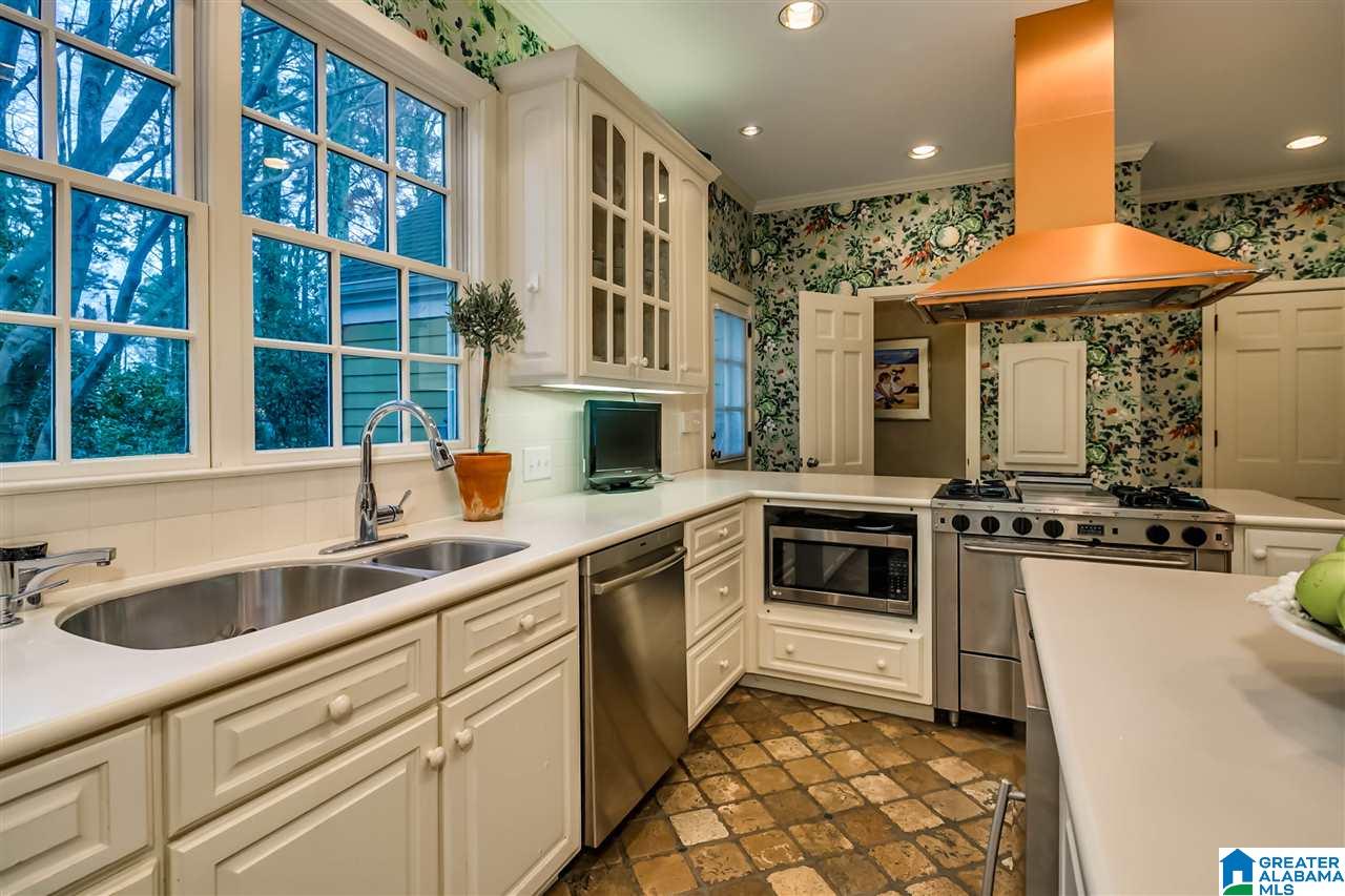 3101 Brookwood Road Birmingham, AL 35223 - Photo 15 of 43