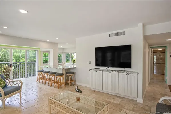 $500,000 | 1555 Northeast Ocean Boulevard, Unit 103, Jensen Beach, FL 34957