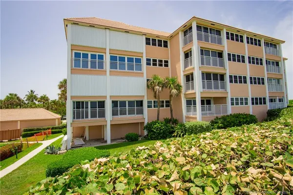 $500,000 | 1555 Northeast Ocean Boulevard, Unit 103, Jensen Beach, FL 34957