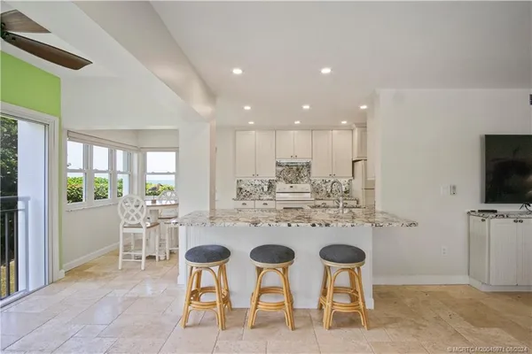 $500,000 | 1555 Northeast Ocean Boulevard, Unit 103, Jensen Beach, FL 34957