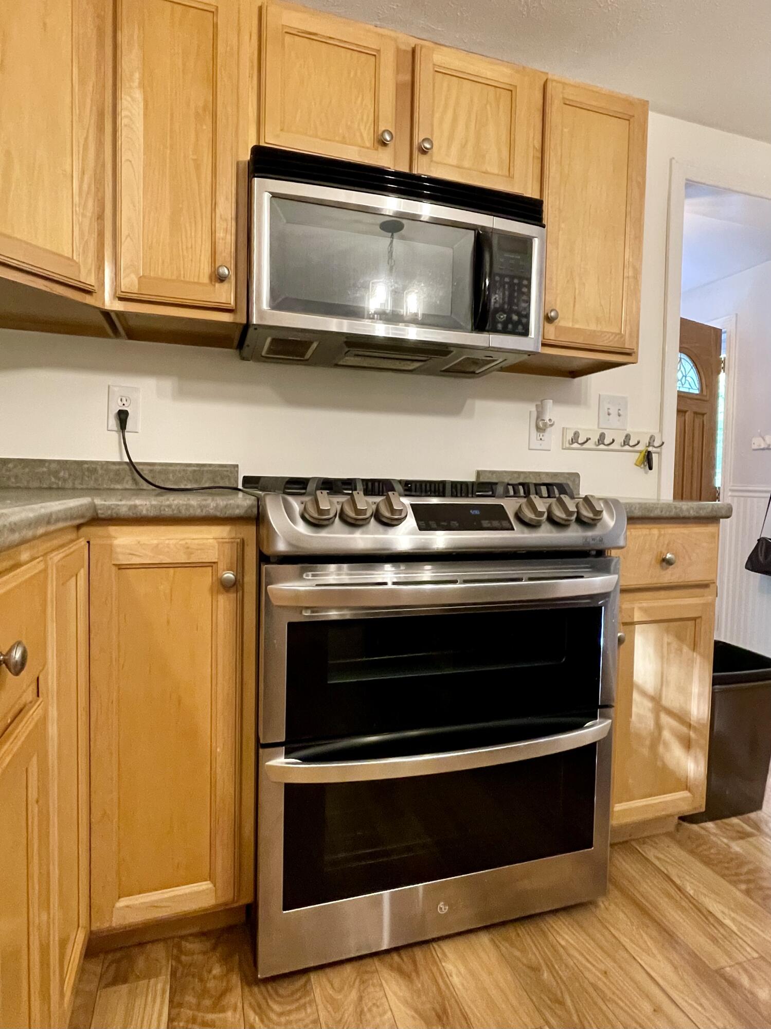 192 Beaver Dam Road North Waterboro, ME 04061 - Photo 18 of 41 Kitchen