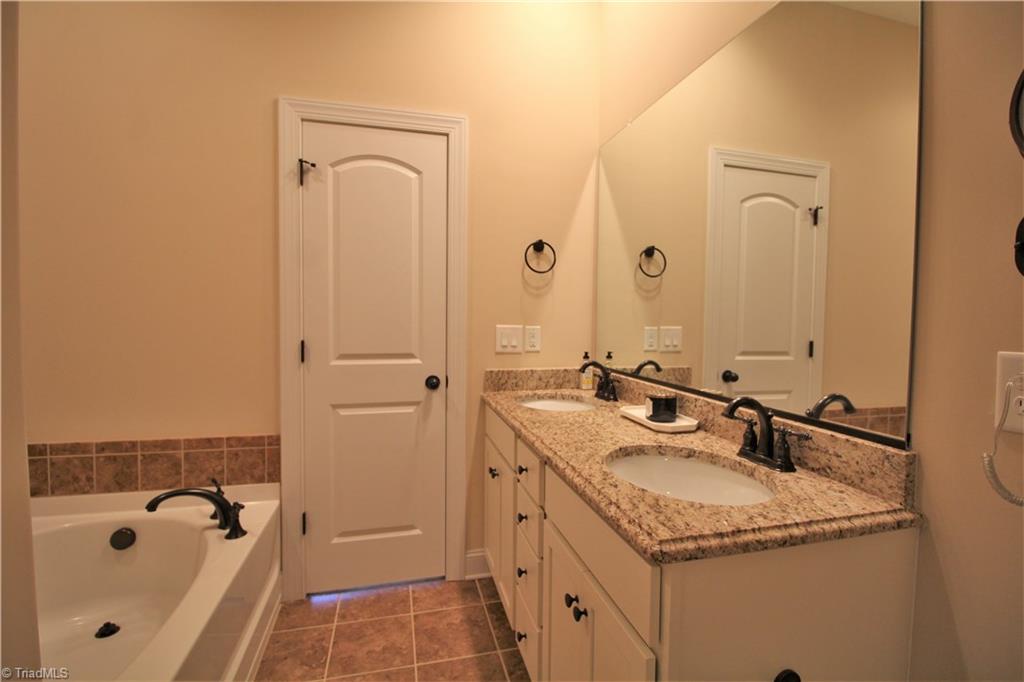 655 Nikyle Circle High Point, NC 27265 - Photo 21 of 26 Gallery Image 21