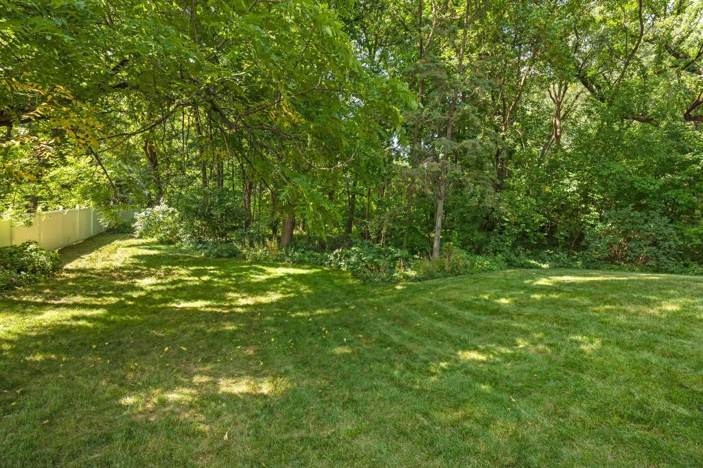 10648 Rich Road Bloomington, MN 55437 - Photo 31 of 36