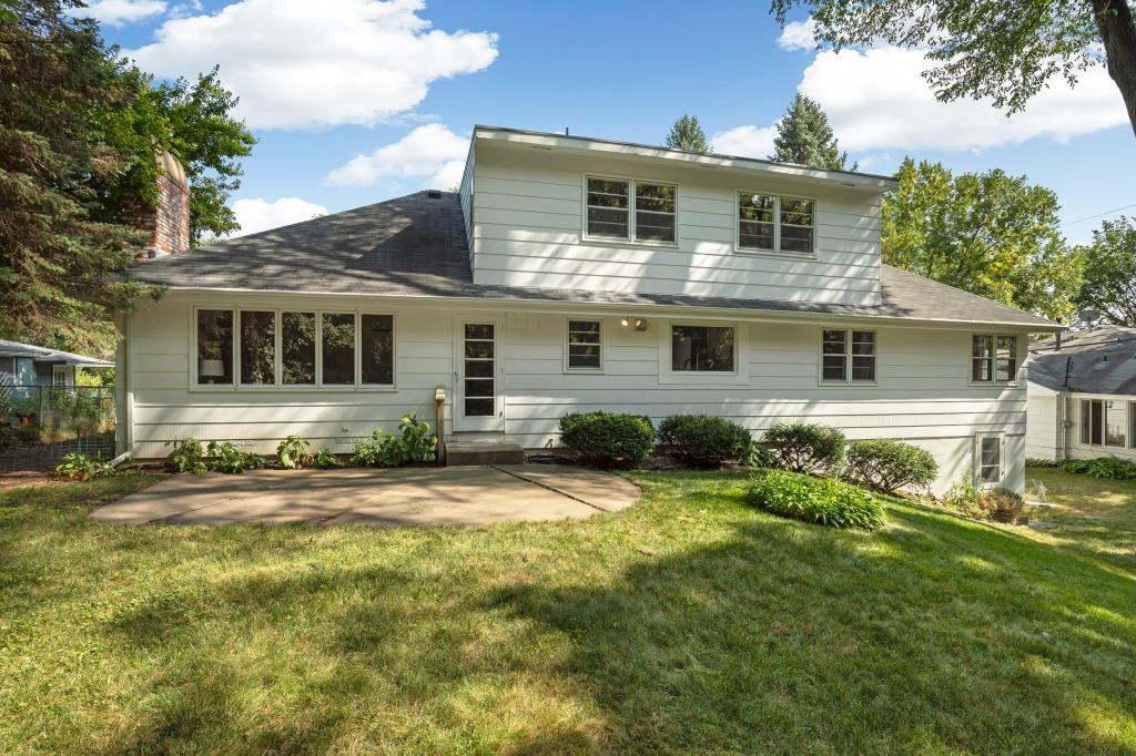 10648 Rich Road Bloomington, MN 55437 - Photo 35 of 36
