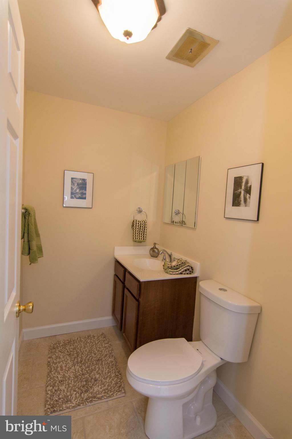 44 Chautaugua Road Arnold, MD 21012 - Photo 18 of 26 Bath