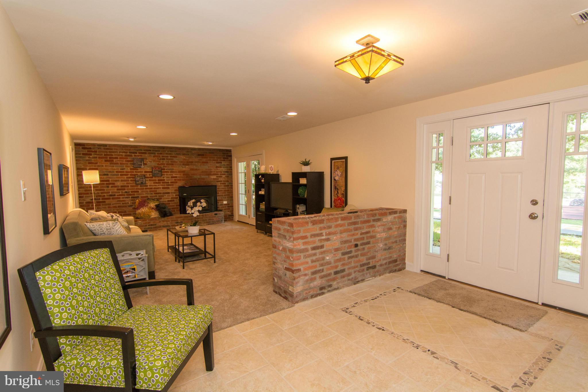 44 Chautaugua Road Arnold, MD 21012 - Photo 5 of 26 Family Room