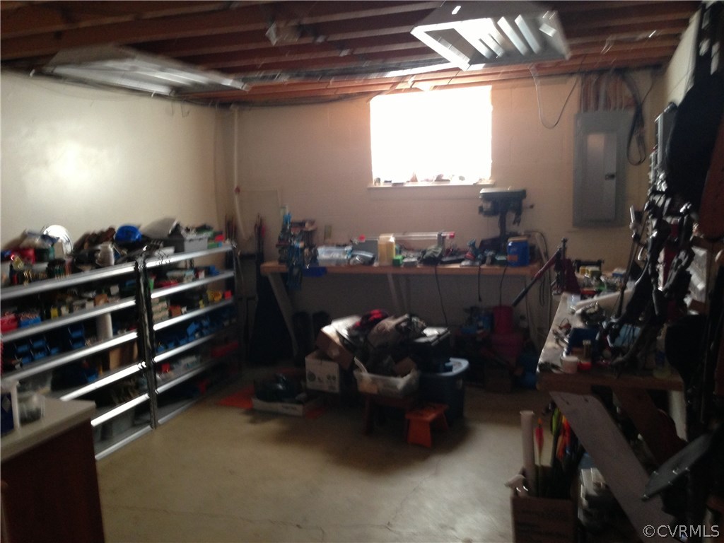 2309 Mt Pleasant Road Pamplin, VA 23958 - Photo 14 of 16 a room with gym equipment