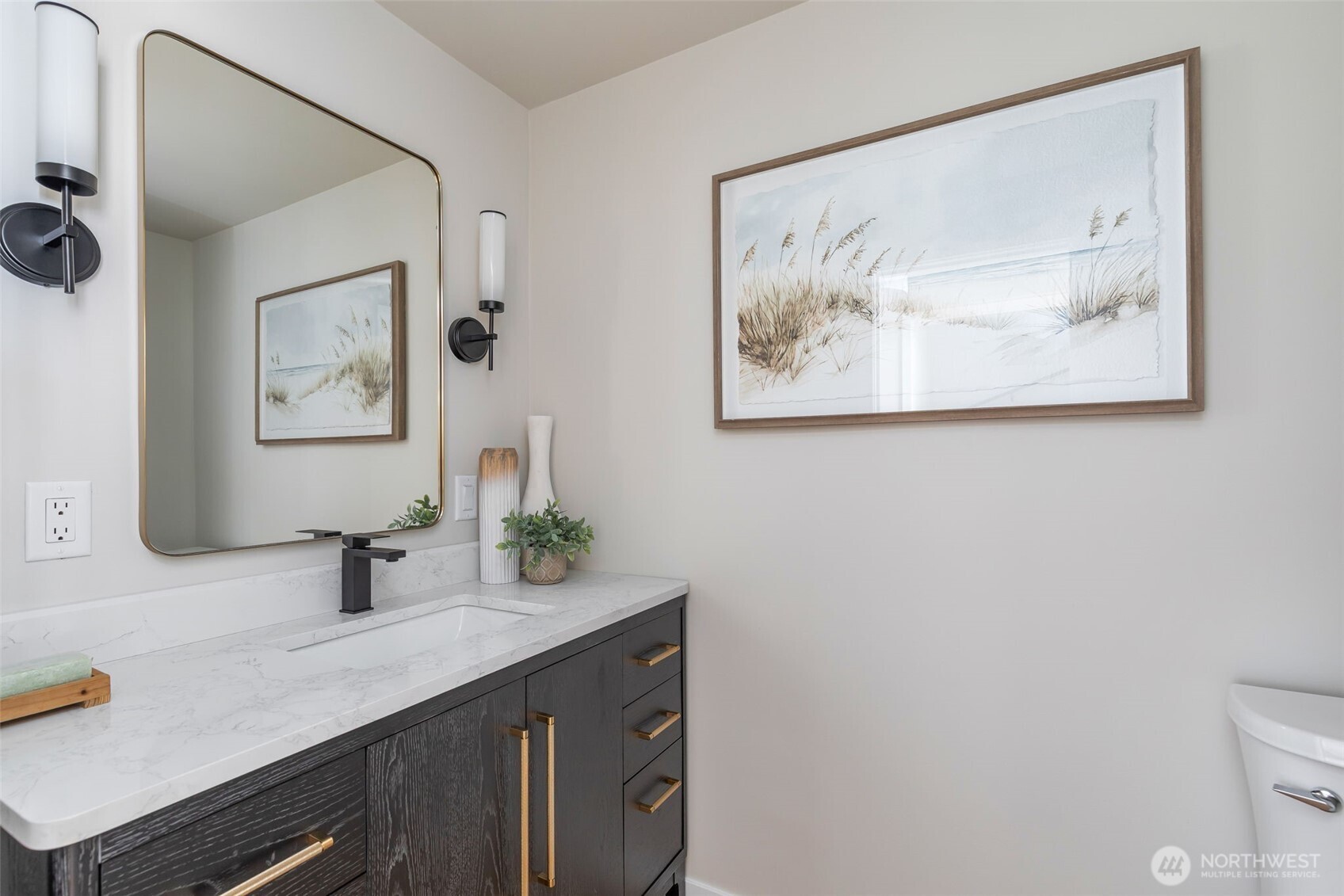 16039 Maplewild Avenue Southwest Burien, WA 98166 - Photo 13 of 40