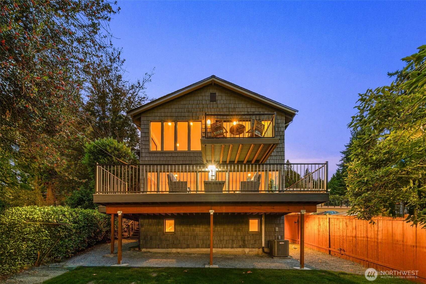 16039 Maplewild Avenue Southwest Burien, WA 98166 - Photo 3 of 40