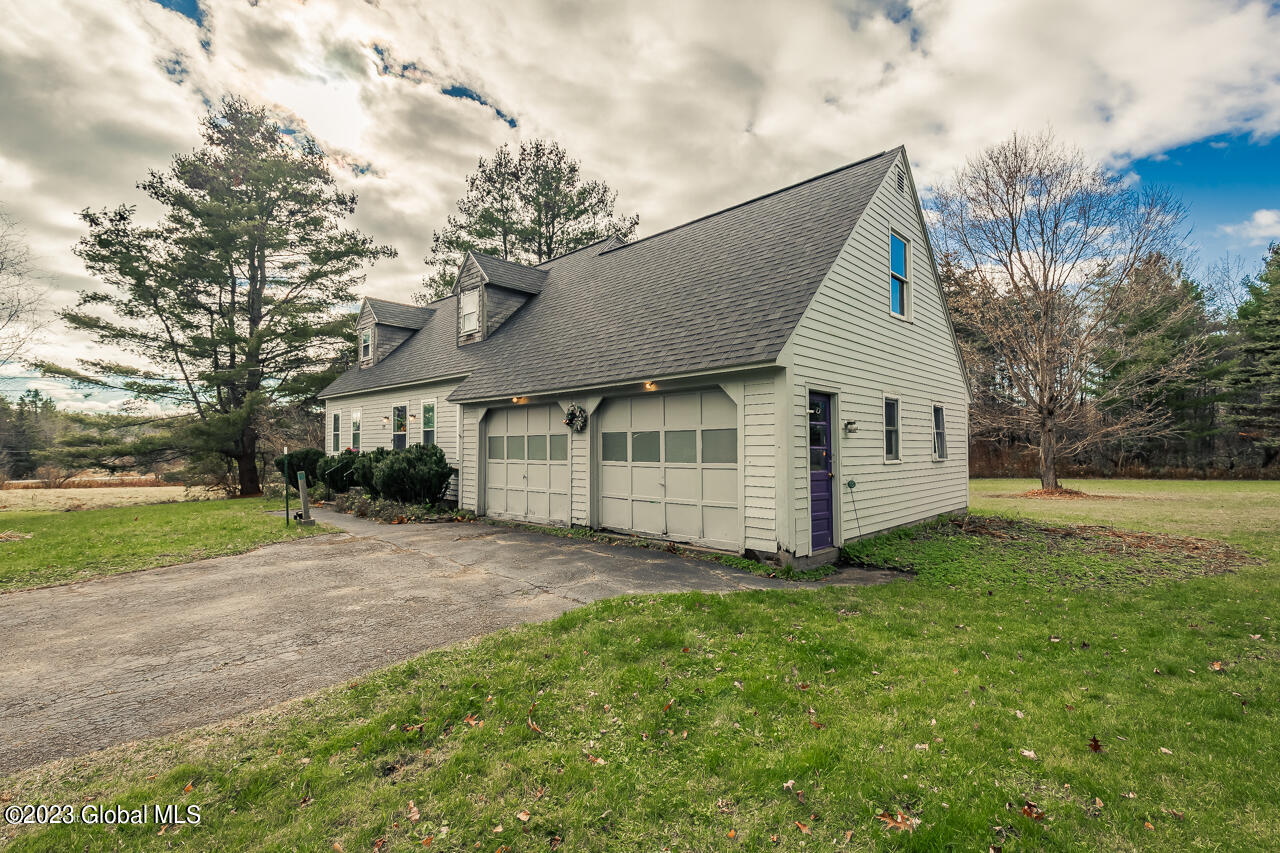 119-Hart-Rd-Amsterdam-NY-12010-5