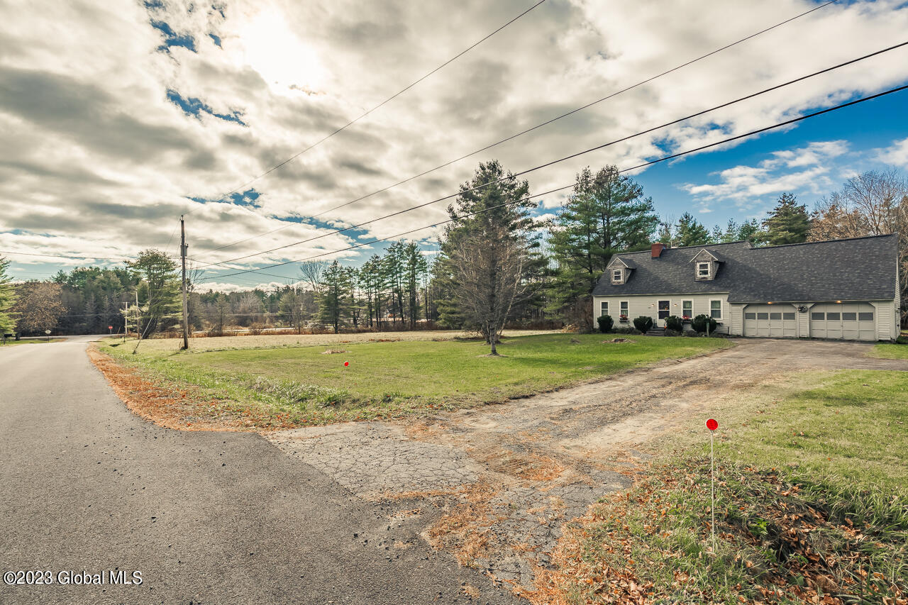 119-Hart-Rd-Amsterdam-NY-12010-7