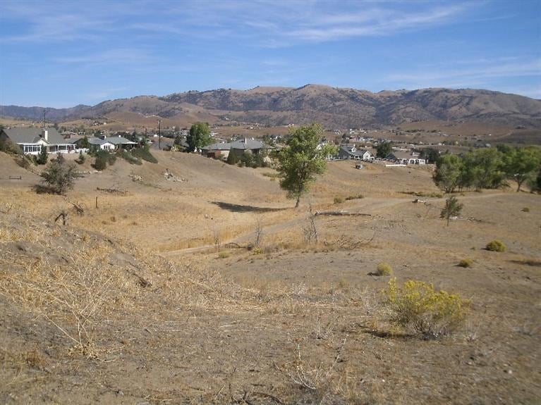21013 Quail Springs Road Tehachapi, CA 93561 - Photo 4 of 12 Gallery Image 4