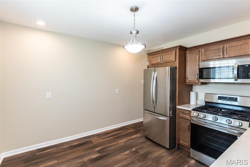 6019 Jackson Avenue Berkeley, MO 63134 - Photo 4 of 18