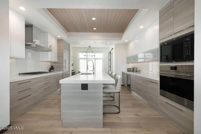 $2,750,000 | 38359 Highway 6, Unit 11C, Avon, CO 81620