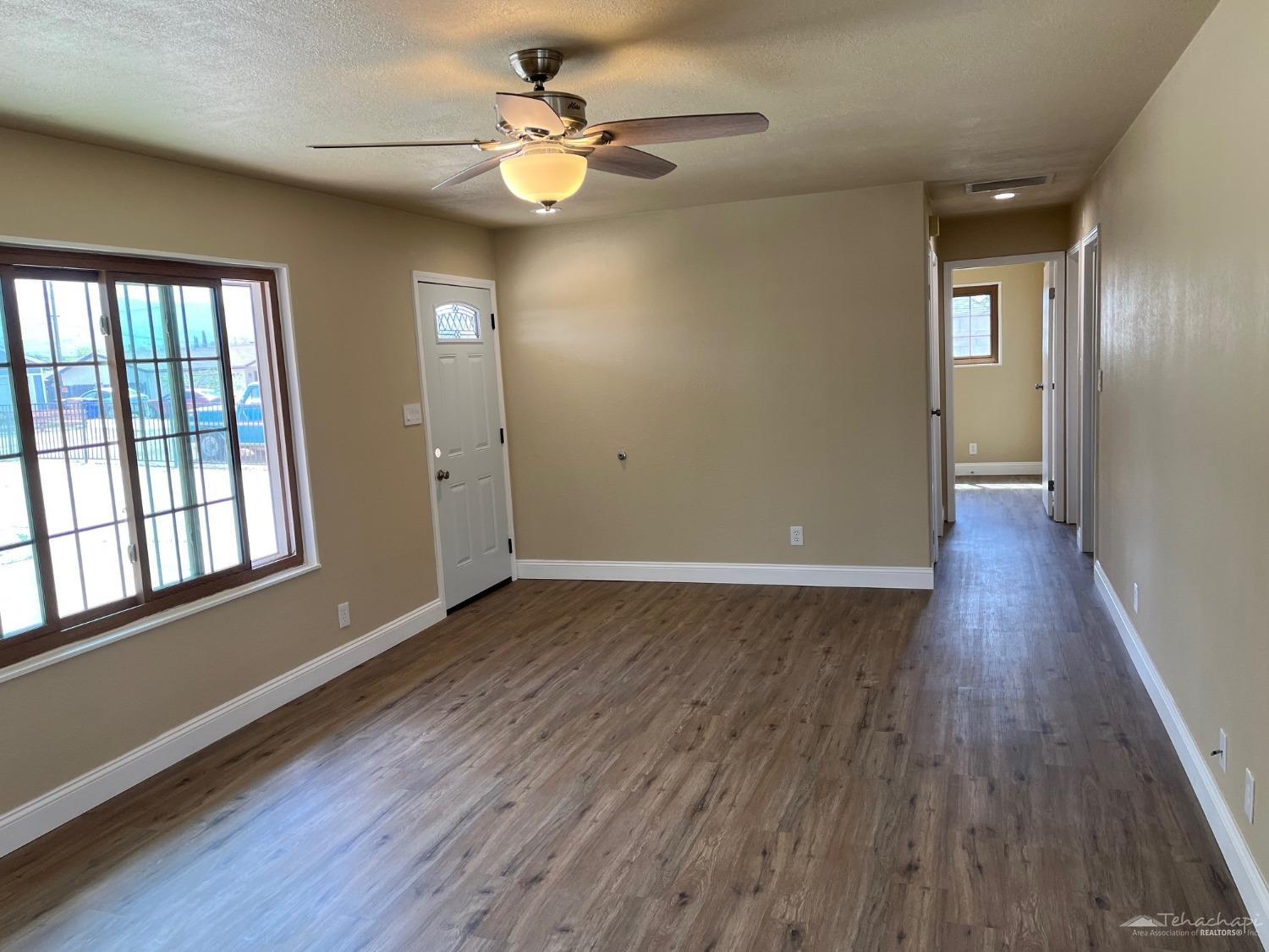 20413 Del Rio Way Tehachapi, CA 93561 - Photo 5 of 25 Gallery Image 5
