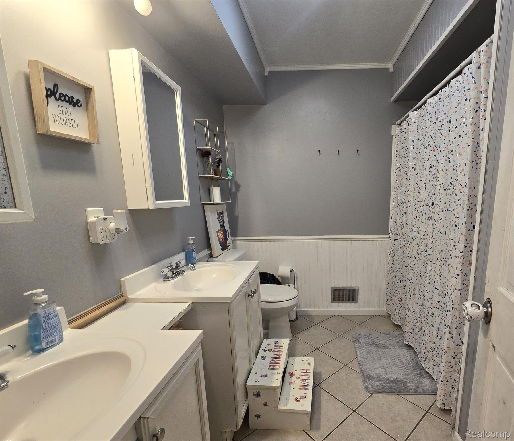 8177 West Mount Morris Road Flushing, MI 48433 - Photo 10 of 18