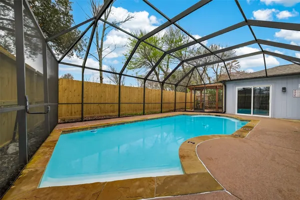 $2,800 | 2130 Round Lake Drive, Houston, TX 77077